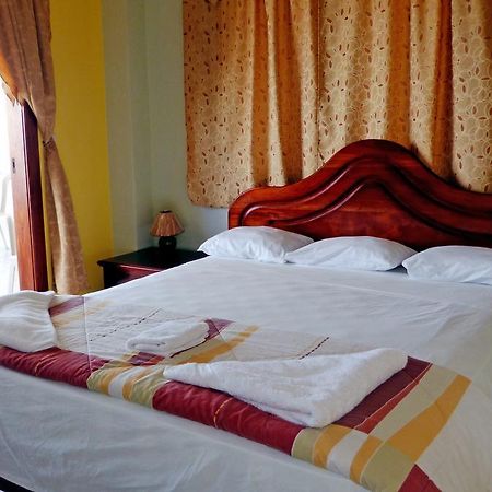 Casa Los Delfines Hotel Puerto Villamil Luaran gambar