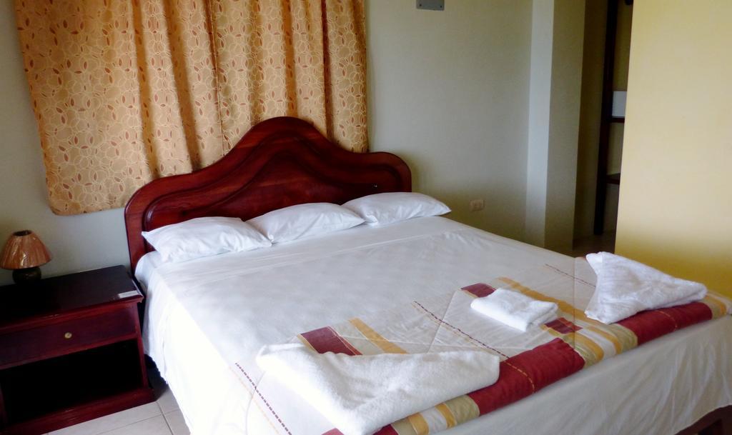 Casa Los Delfines Hotel Puerto Villamil Luaran gambar